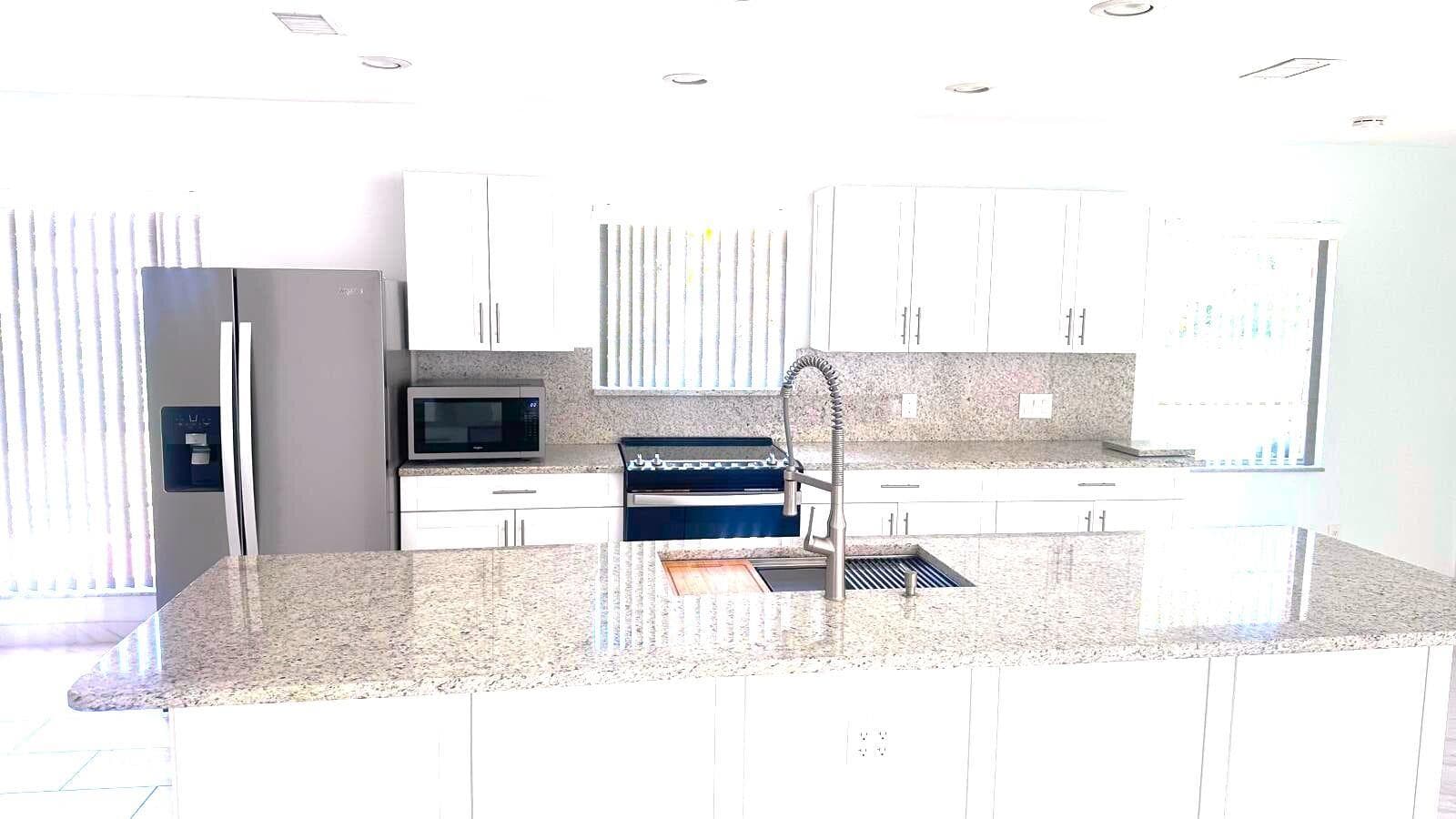 8102 PIONEER Road, Royal Palm Beach, FL 33411 photo 2