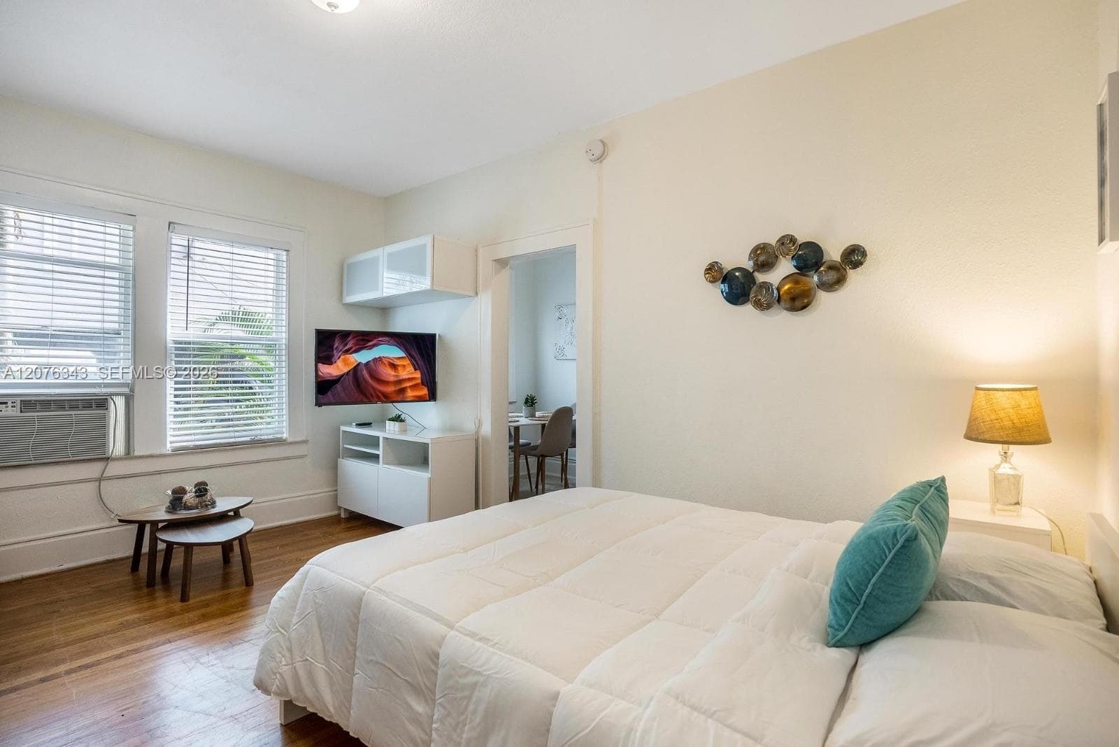 124 Mendoza Ave # 4, Coral Gables, FL 33134 photo 3