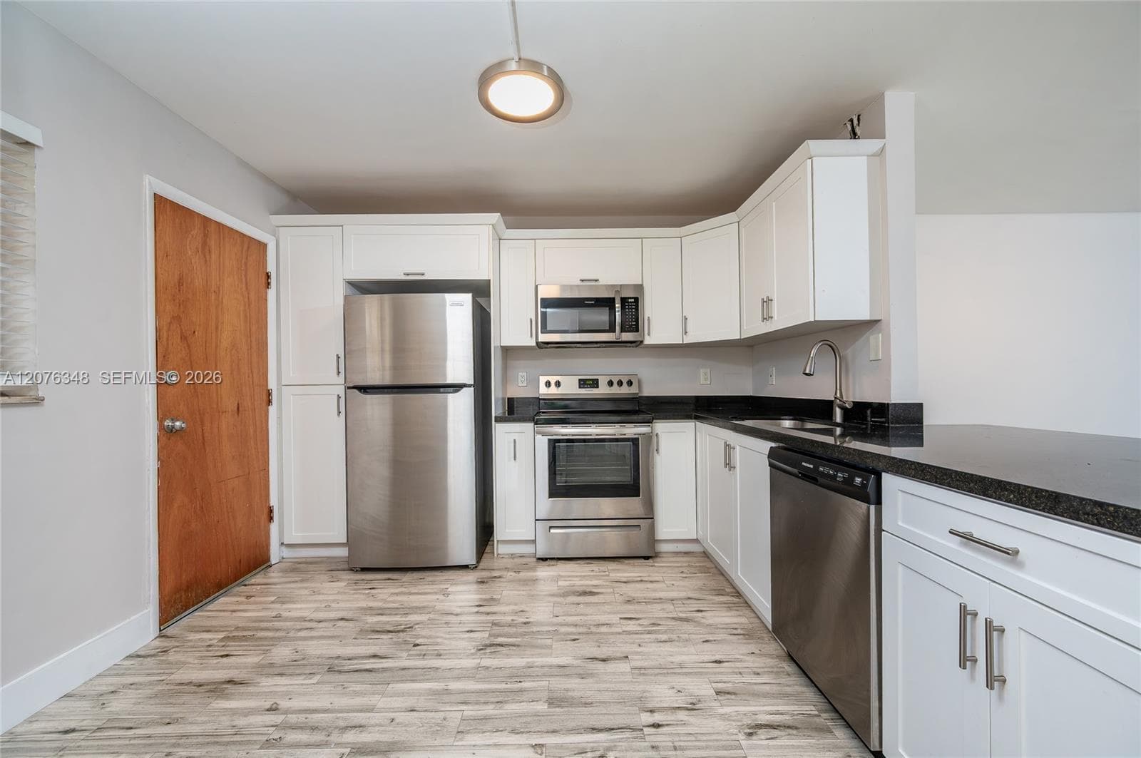 1690 NE 191st St # 115-1, Miami, FL 33179 photo 4