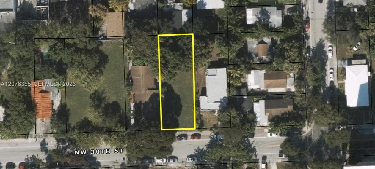 129 NW 30th St, Miami, FL 33127