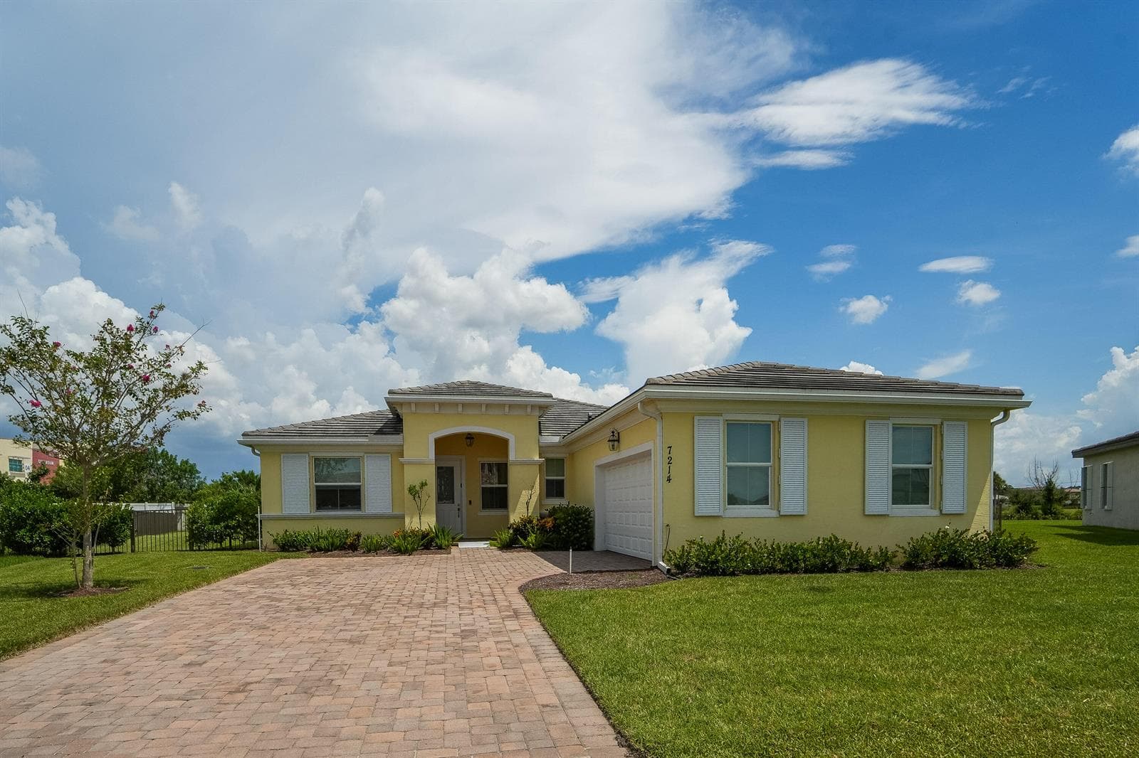 7214 NW Farnsworth Circle, Port St. Lucie, FL 34987