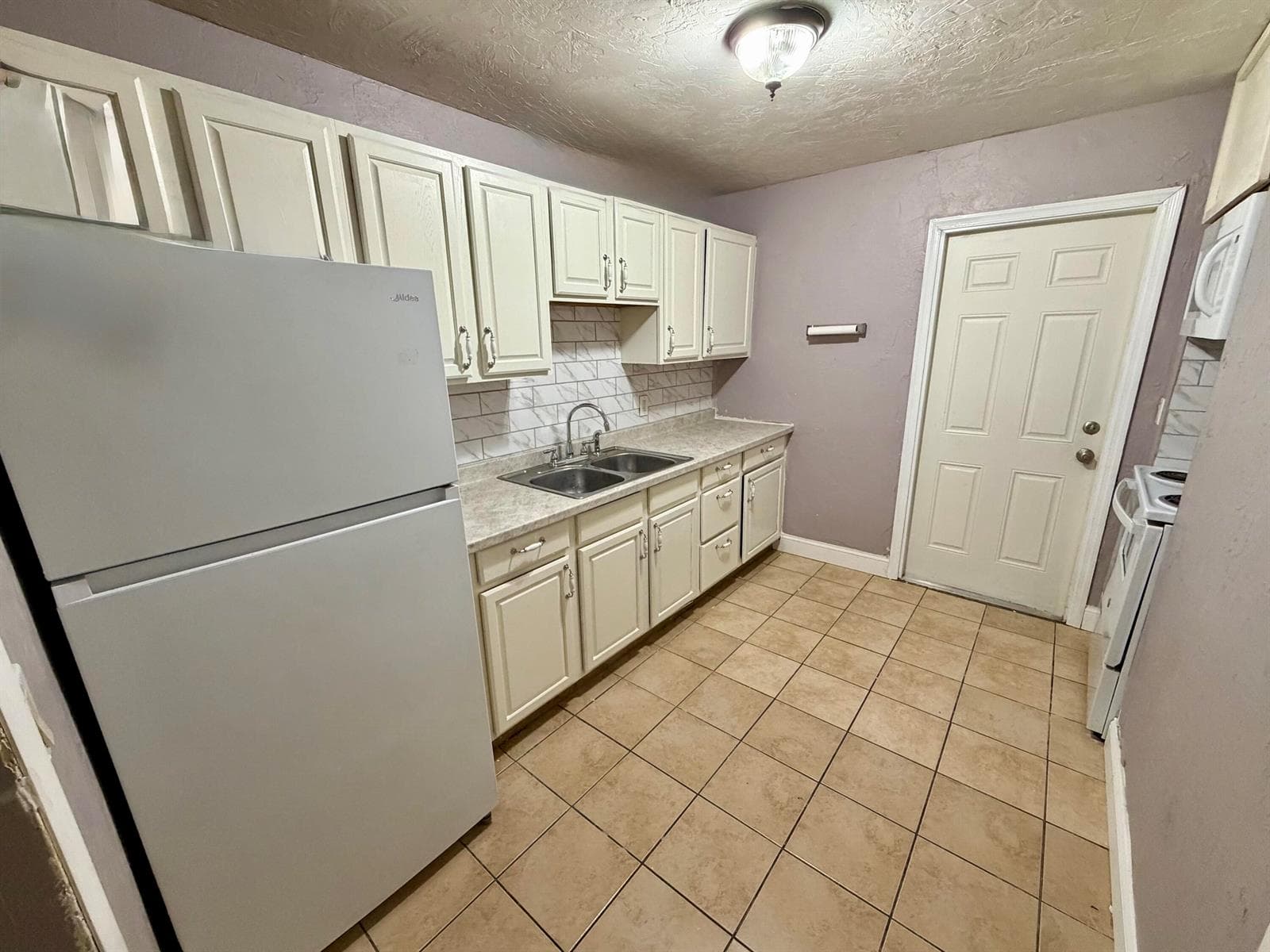 1061 W 4TH Street, Riviera Beach, FL 33404 photo 3