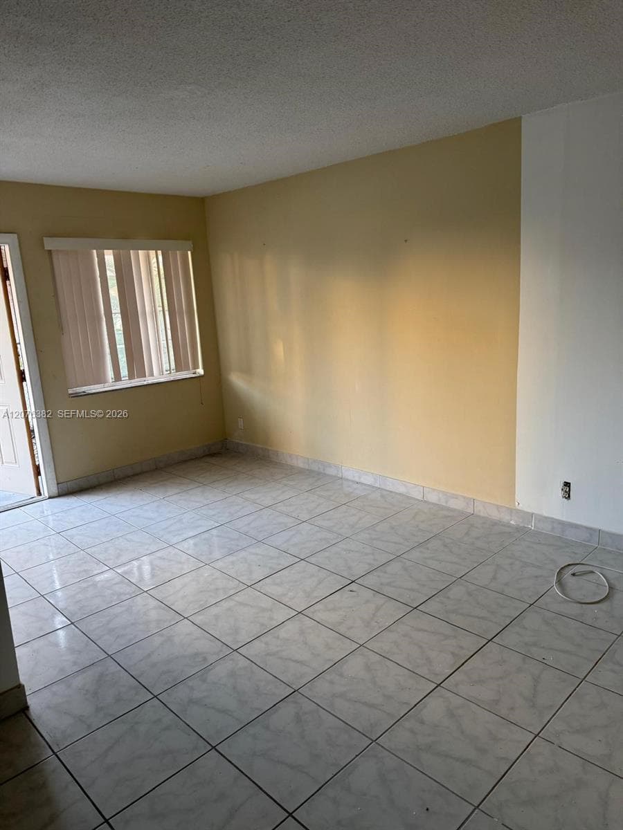 2145 Pierce St # 116, Hollywood, FL 33020 photo 4