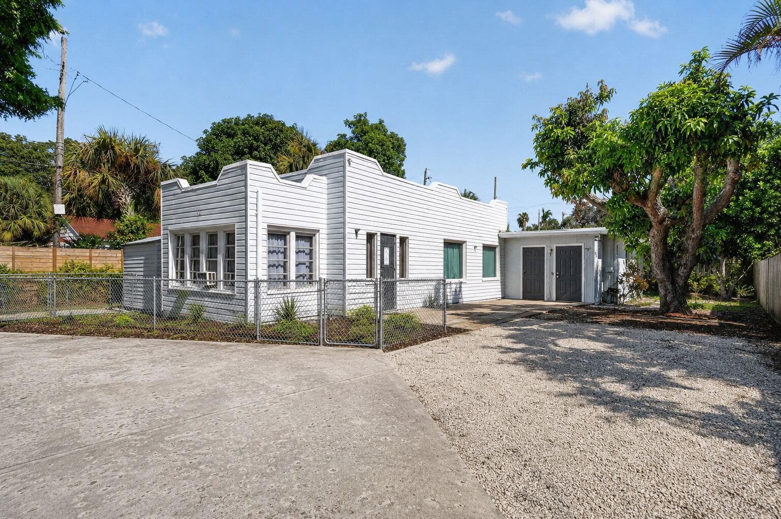 633 Franklin Road, West Palm Beach, FL 33405 photo 3