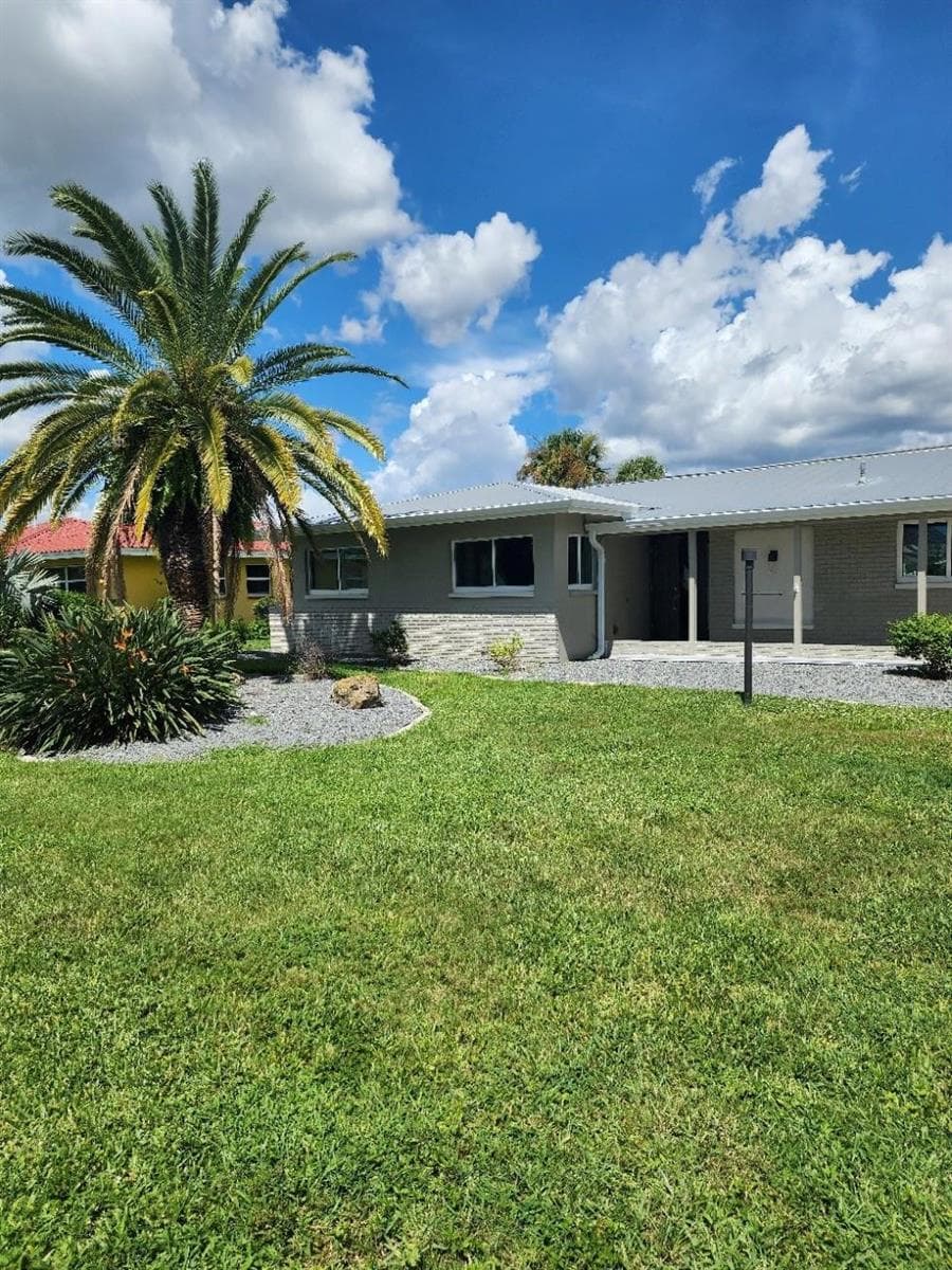 5325 COCOA Court, Cape Coral, FL 33904 photo 3