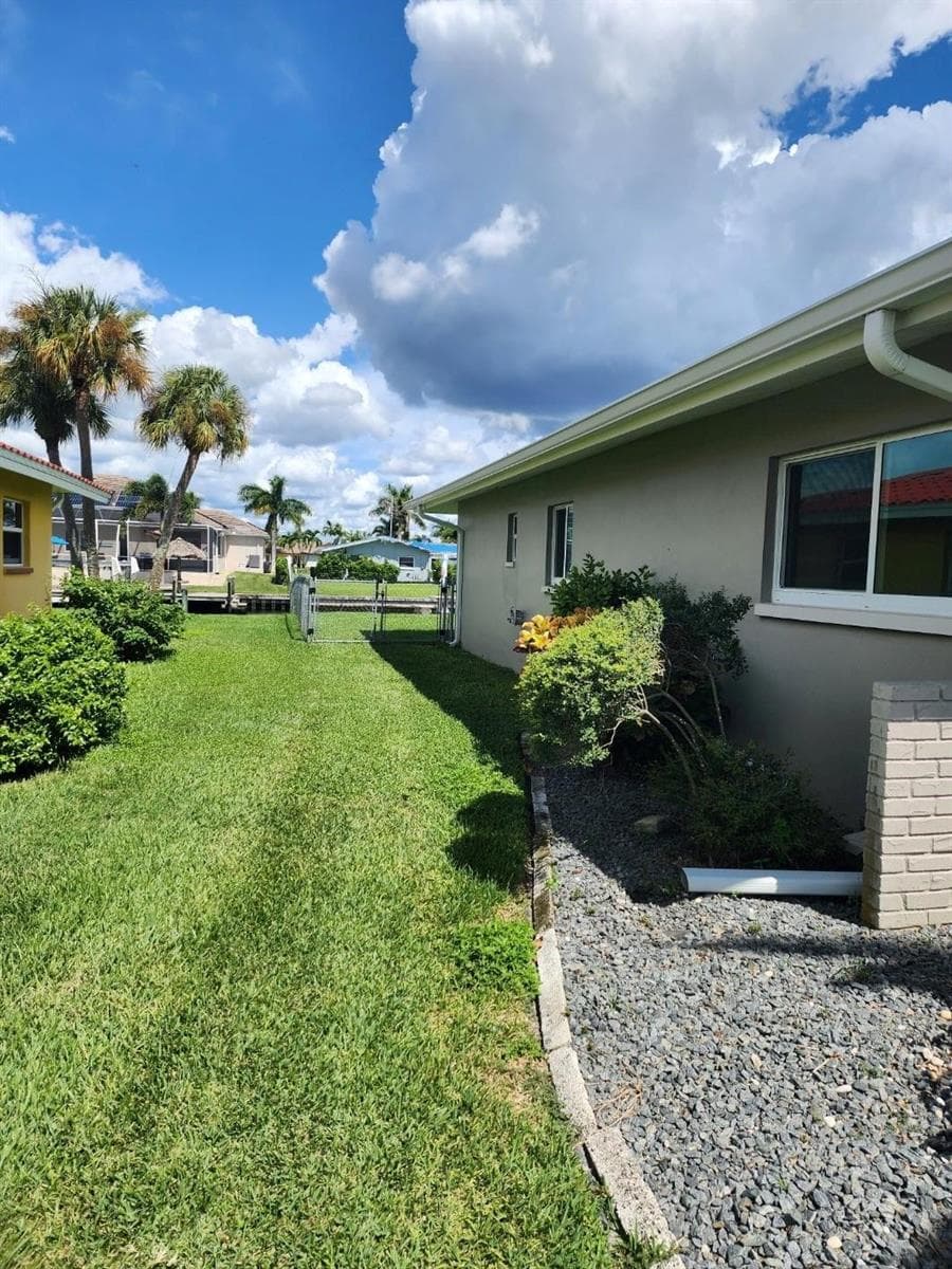 5325 COCOA Court, Cape Coral, FL 33904 photo 5