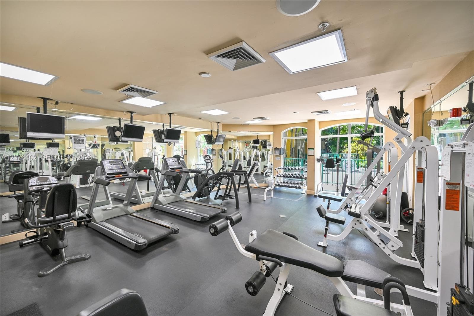 6001 SW 70th St # 512, South Miami, FL 33143 photo 3