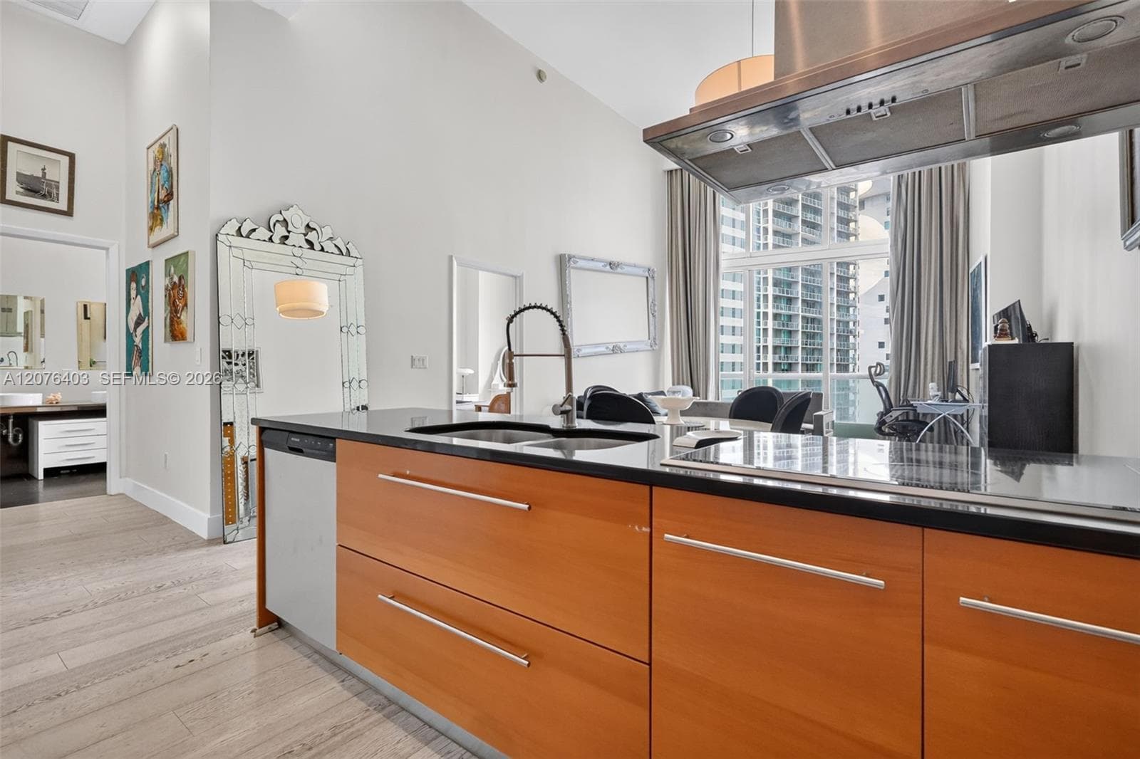 485 Brickell Ave # 2807, Miami, FL 33131 photo 3
