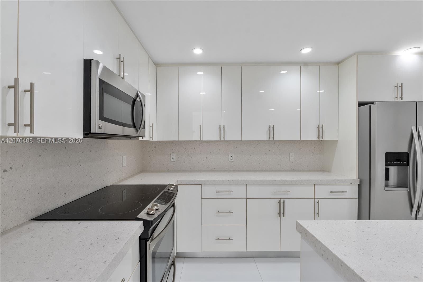90 Edgewater Dr # 104, Coral Gables, FL 33133 photo 3