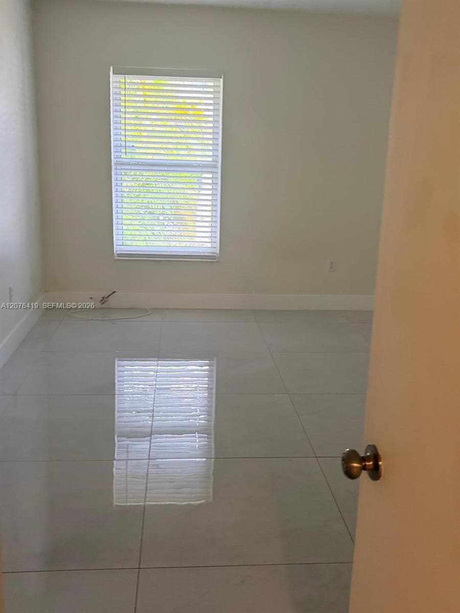 7473 SW 82nd St # D103, Miami, FL 33143 photo 4