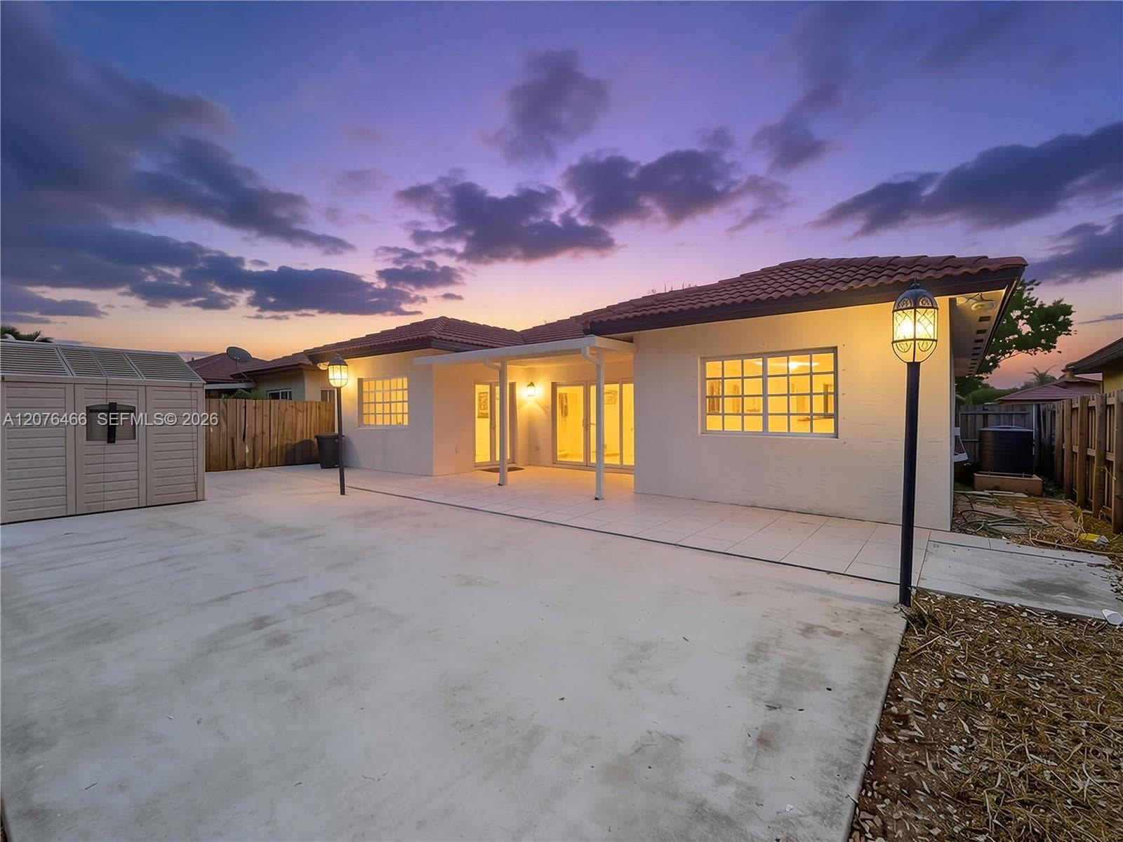 2851 NE 42nd Ave, Homestead, FL 33033 photo 2
