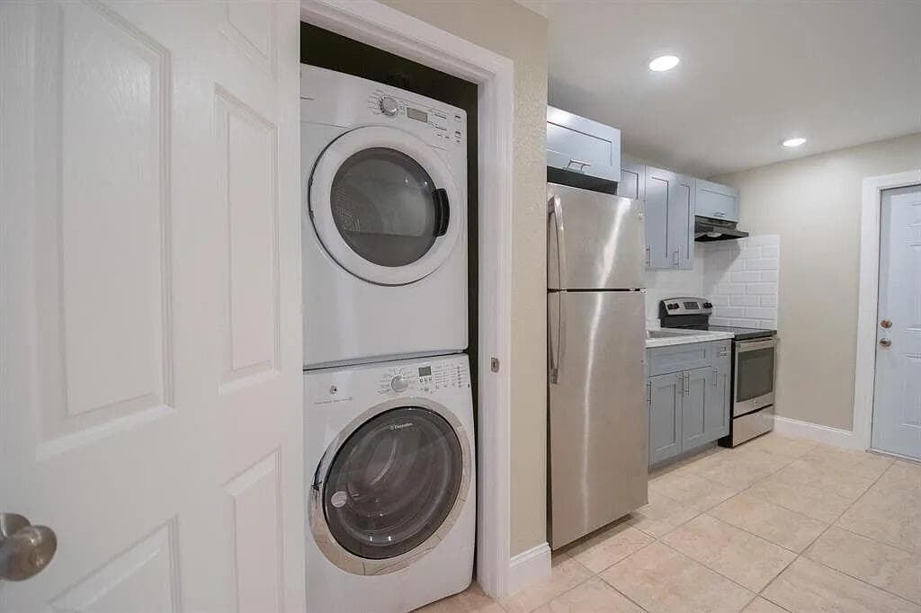 508 N 23RD Street # A, Fort Pierce, FL 34950 photo 3