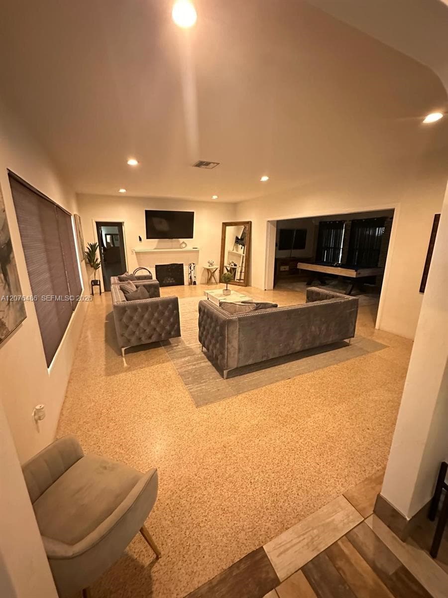 400 NE 2nd St, Pompano Beach, FL 33060 photo 5