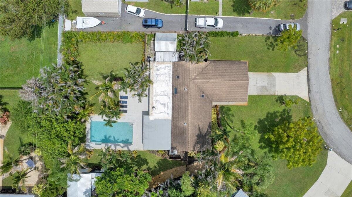 2488 NW South Manor Avenue, Stuart, FL 34994 photo 5