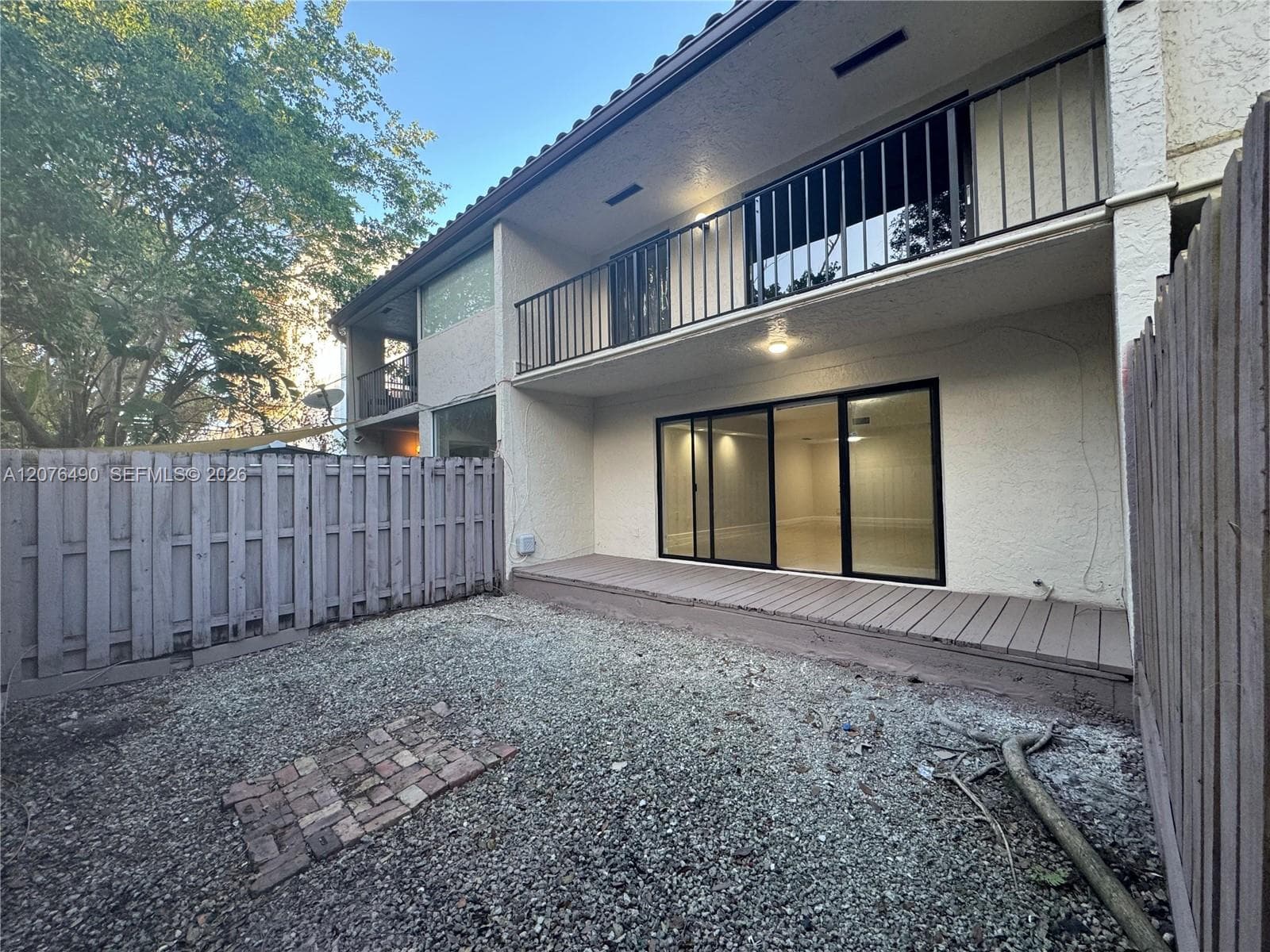16498 NE 26th Ave # 12, North Miami Beach, FL 33160 photo 4