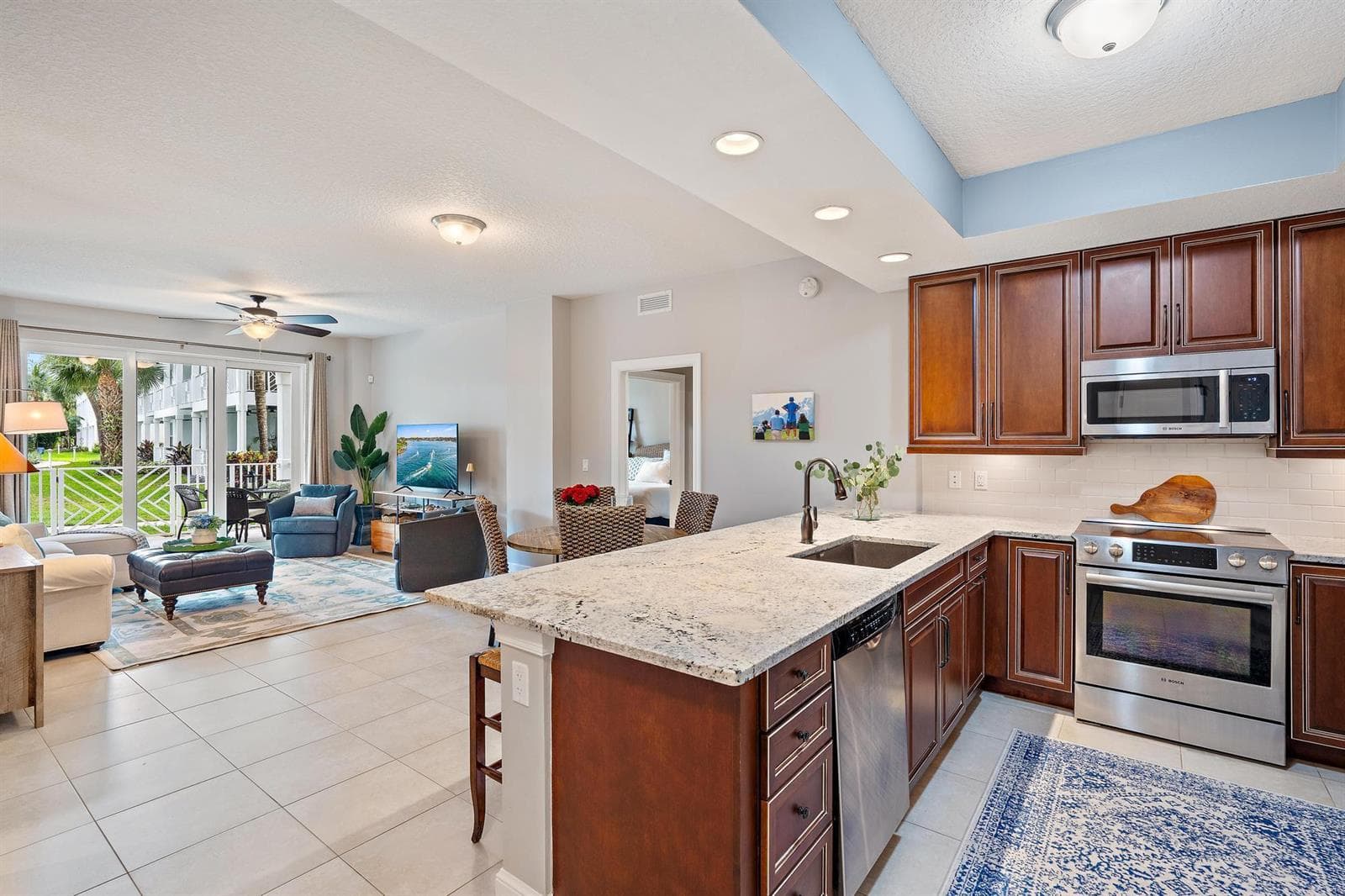 814 BAY COLONY Drive S, Juno Beach, FL 33408 photo 2