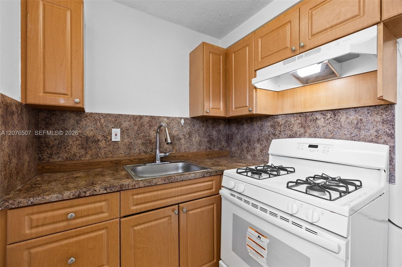 2799 E 4th Ave # 10, Hialeah, FL 33013