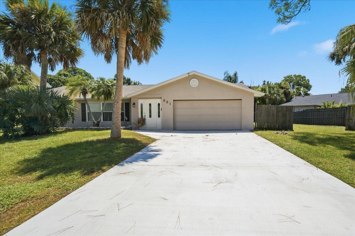681 LAYPORT Drive, Sebastian, FL 32958 photo 3