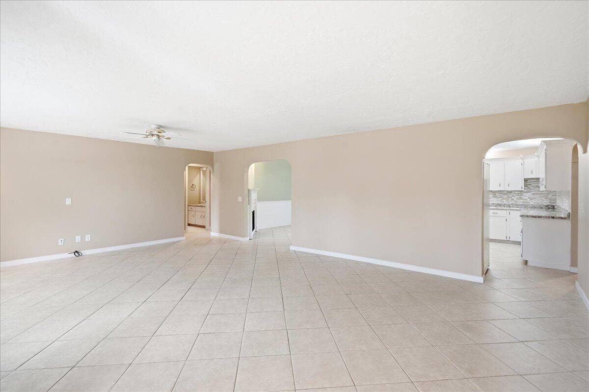 681 LAYPORT Drive, Sebastian, FL 32958 photo 5