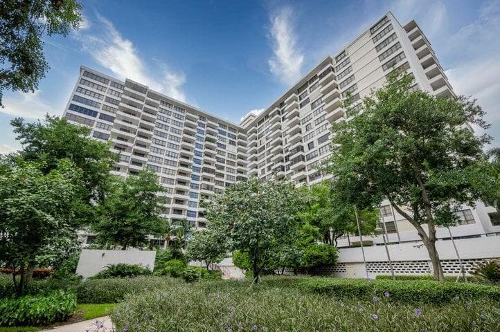 600 Three Islands Boulevard # 801, Hallandale Beach, FL 33009 photo 2