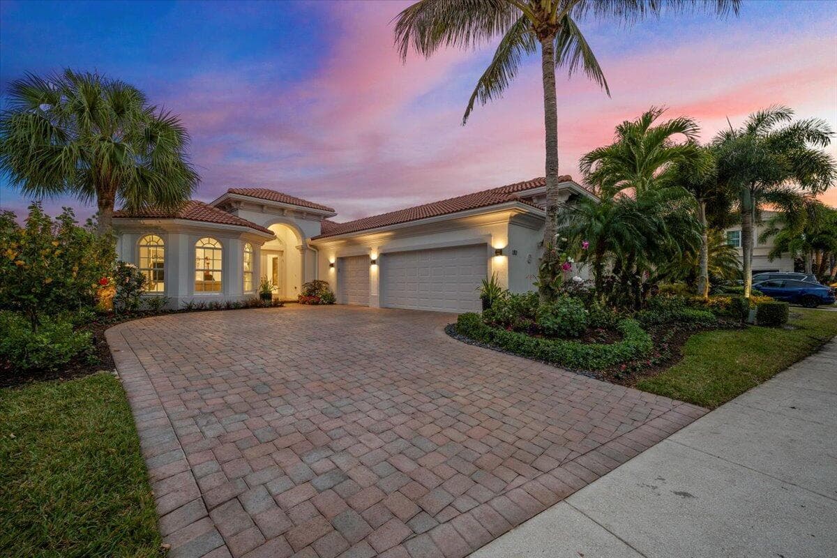 180 Carina Drive, Jupiter, FL 33478 photo 3