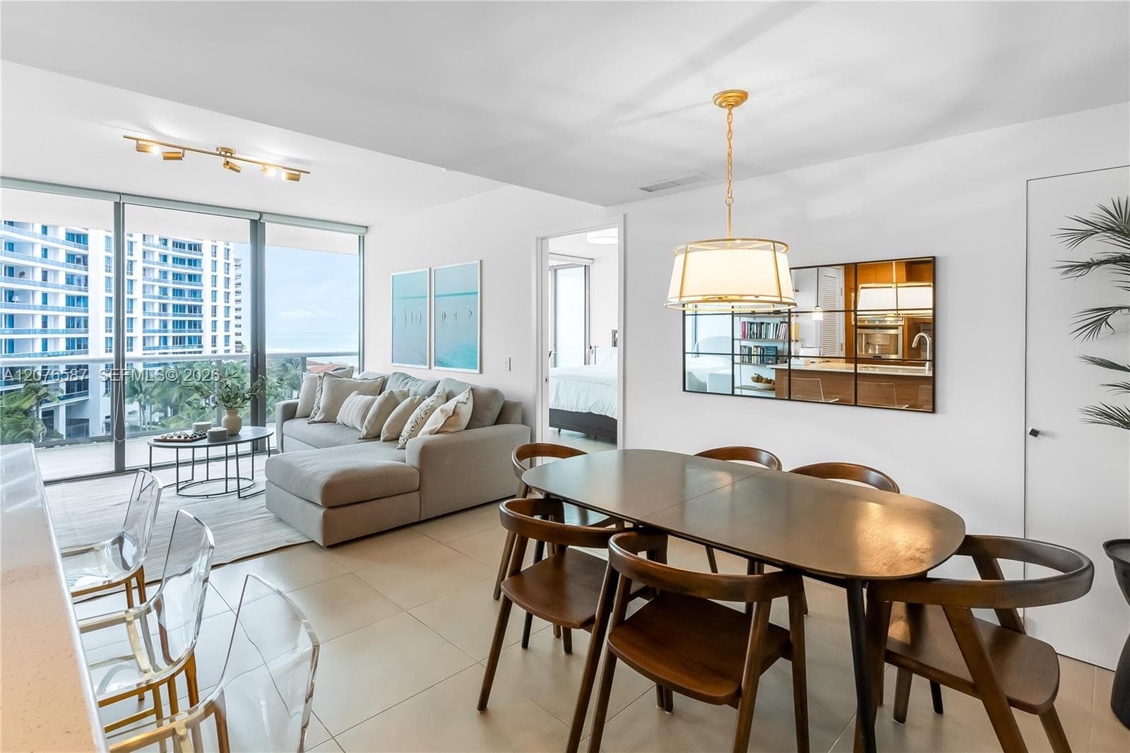 5875 Collins Ave # 903, Miami Beach, FL 33140