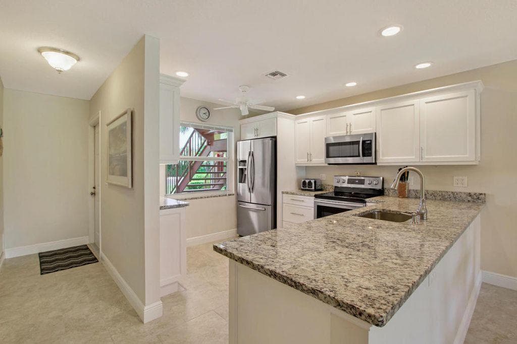717 S US Hwy 1 # Unit 304, Jupiter, FL 33477 photo 3