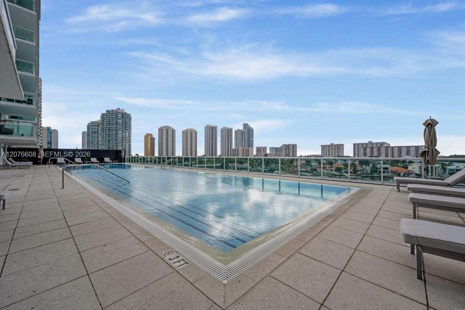 400 Sunny Isles Blvd # 908, Sunny Isles Beach, FL 33160 photo 4