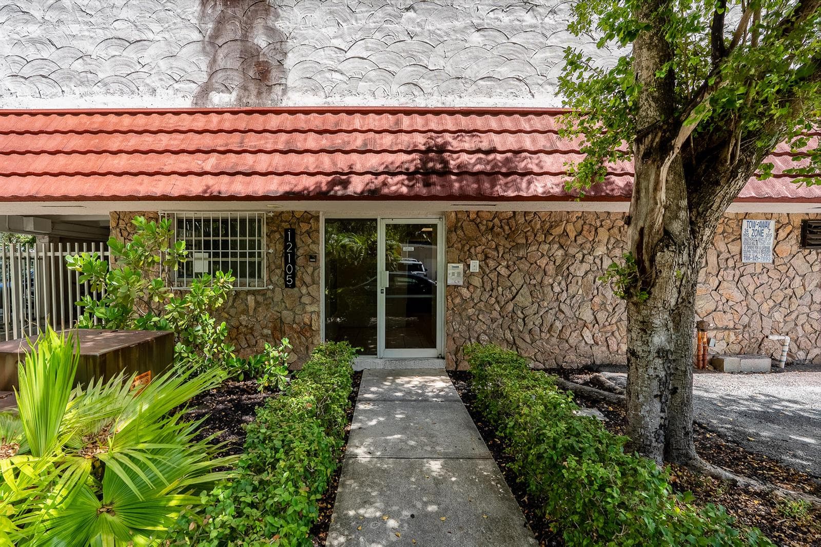 12105 NE 11TH Place # 103, North Miami, FL 33161 photo 3