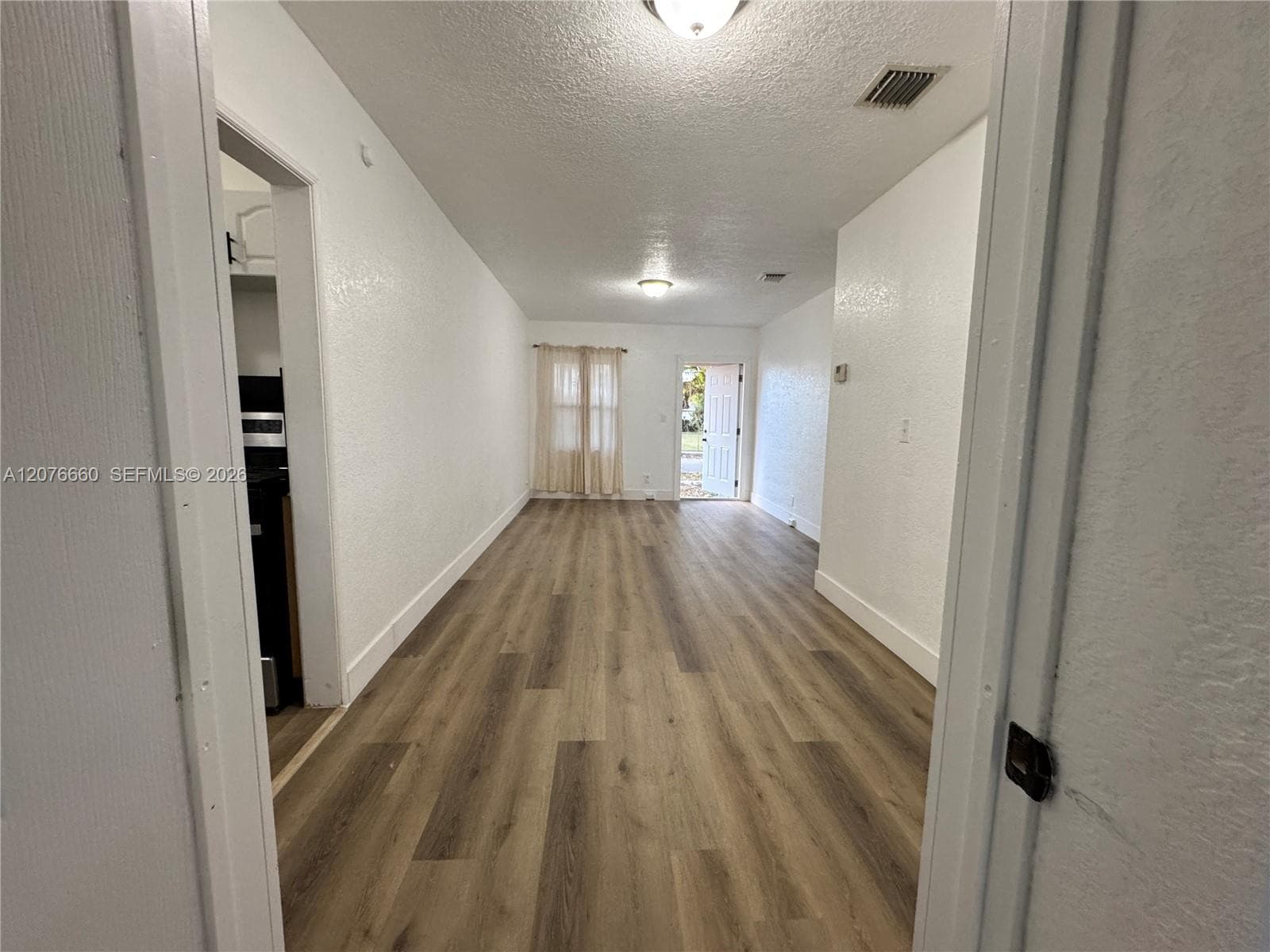 748 NE 127th St, North Miami, FL 33161 photo 2