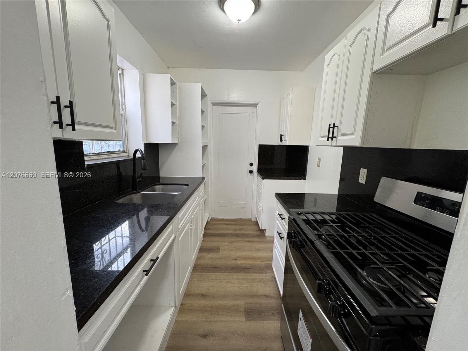 748 NE 127th St, North Miami, FL 33161 photo 4