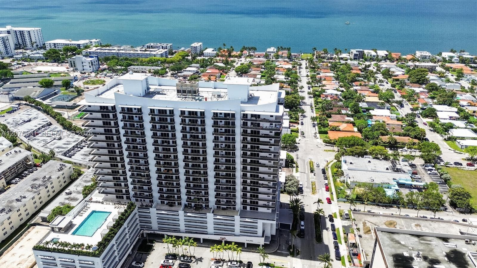 7901 Hispanola Ave # 807, North Bay Village, FL 33141