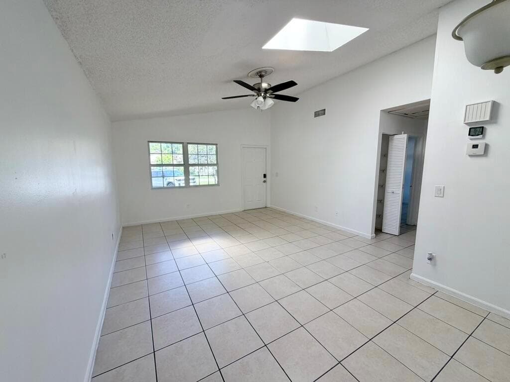 8715 PLUTO Terrace, West Palm Beach, FL 33403 photo 2