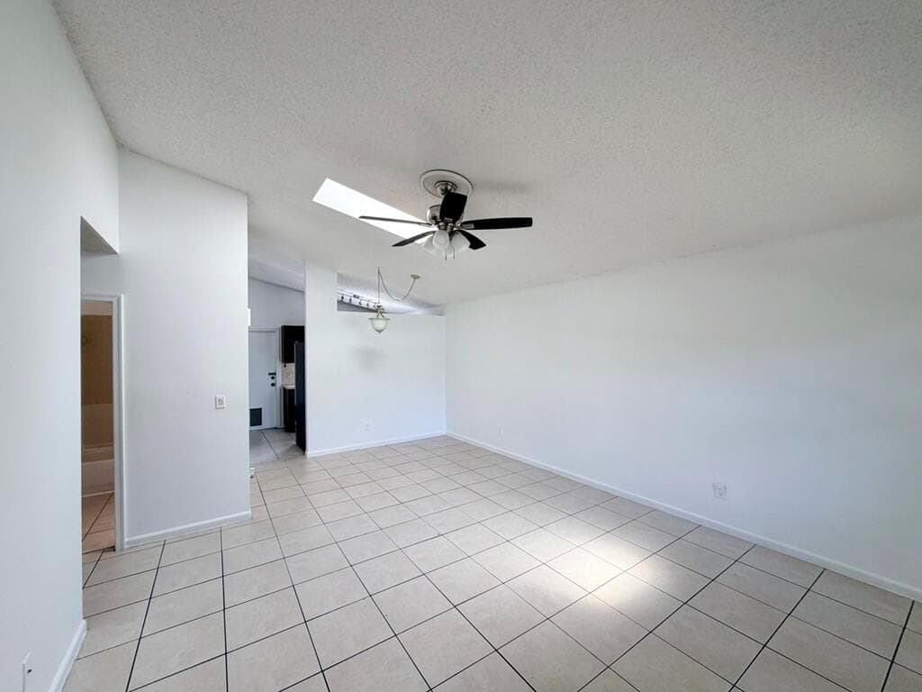 8715 PLUTO Terrace, West Palm Beach, FL 33403 photo 3