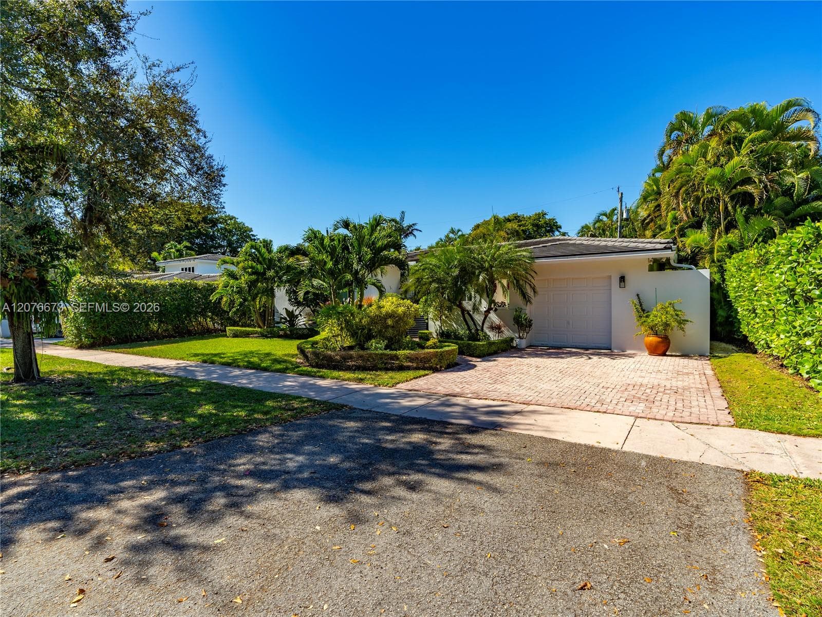 5510 San Vicente St, Coral Gables, FL 33146 photo 3
