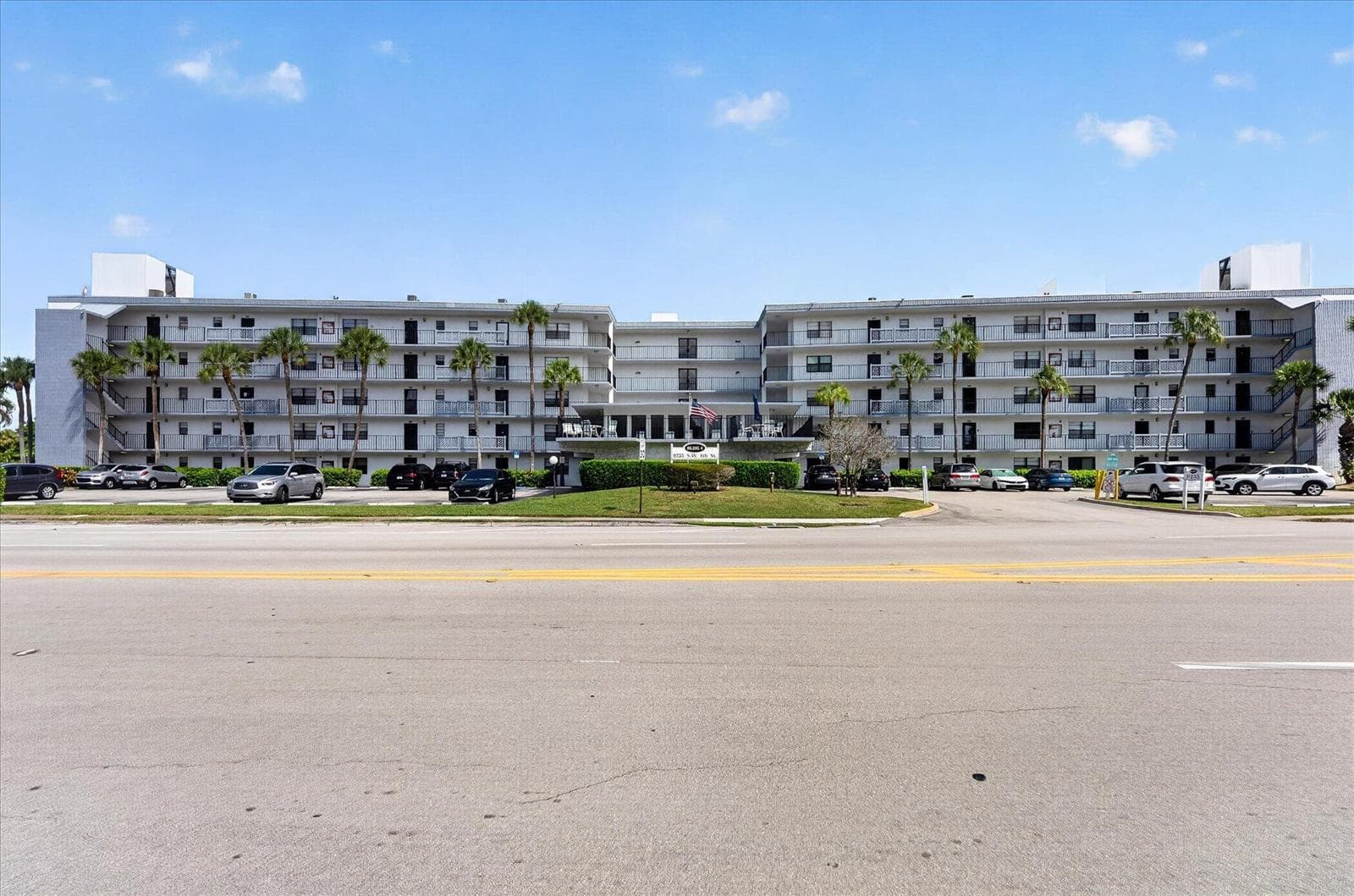 9235 SW 8th Street, Boca Raton, FL 33428 photo 2