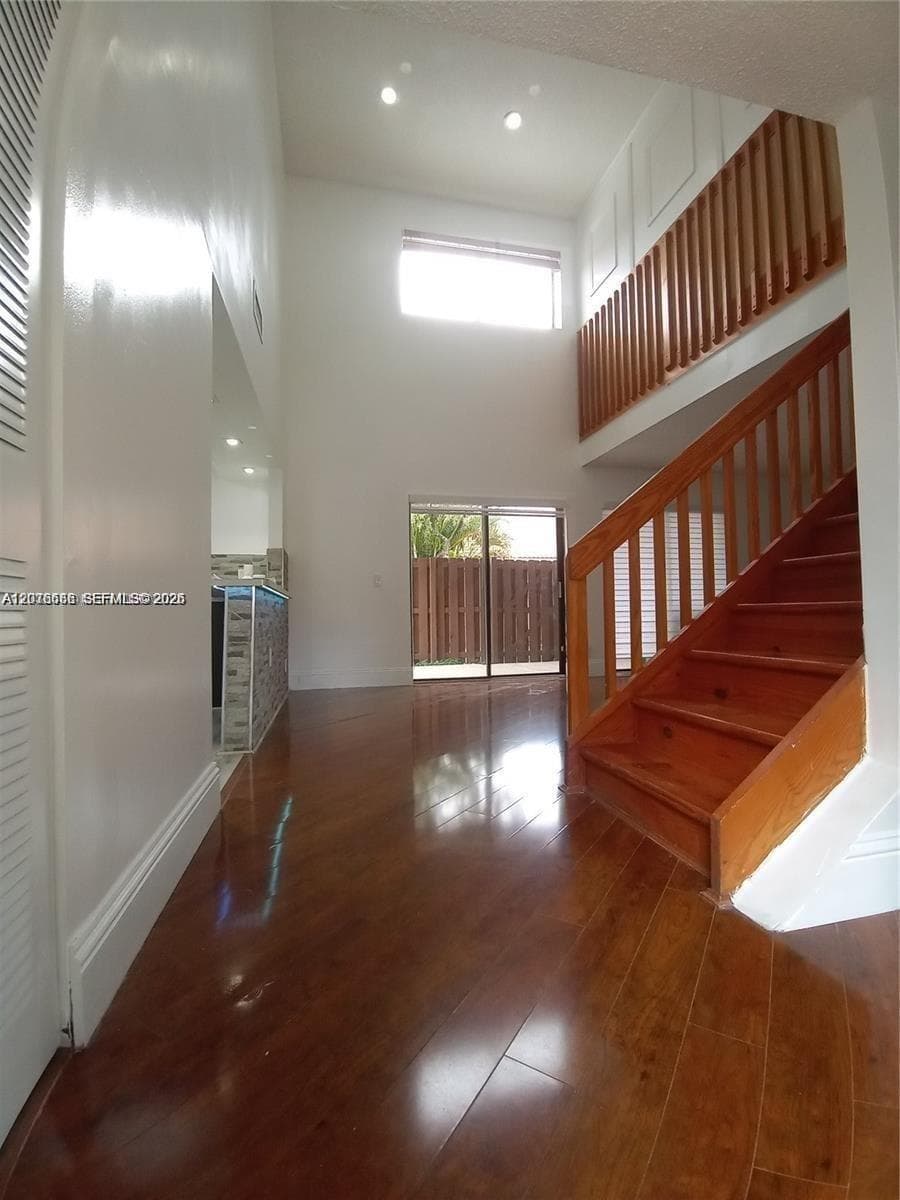 6533 NW 170th Ln # 6533, Hialeah, FL 33015 photo 2