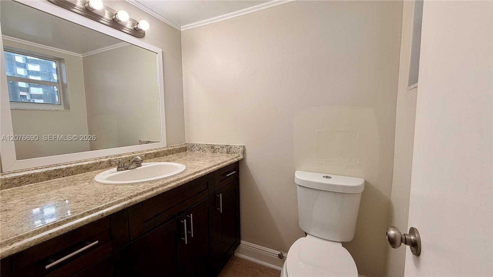 879 NE 195th St # 425, Miami, FL 33179 photo 5
