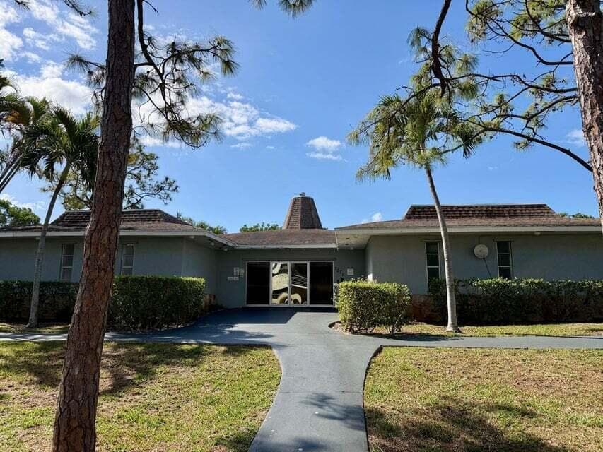 2000 Springdale Boulevard # 102, Palm Springs, FL 33461 photo 3