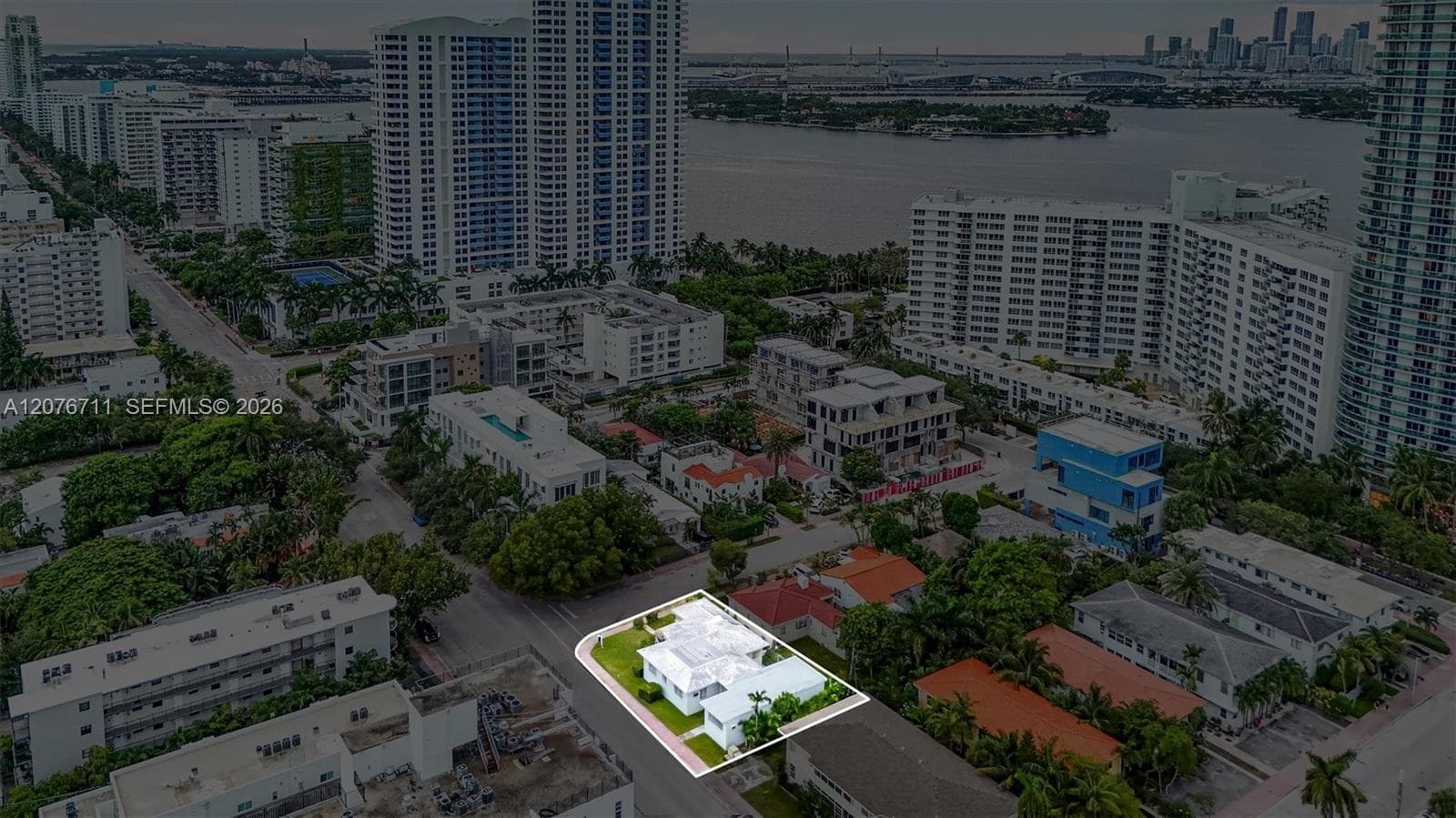 1301 Flamingo Way, Miami Beach, FL 33139 photo 2