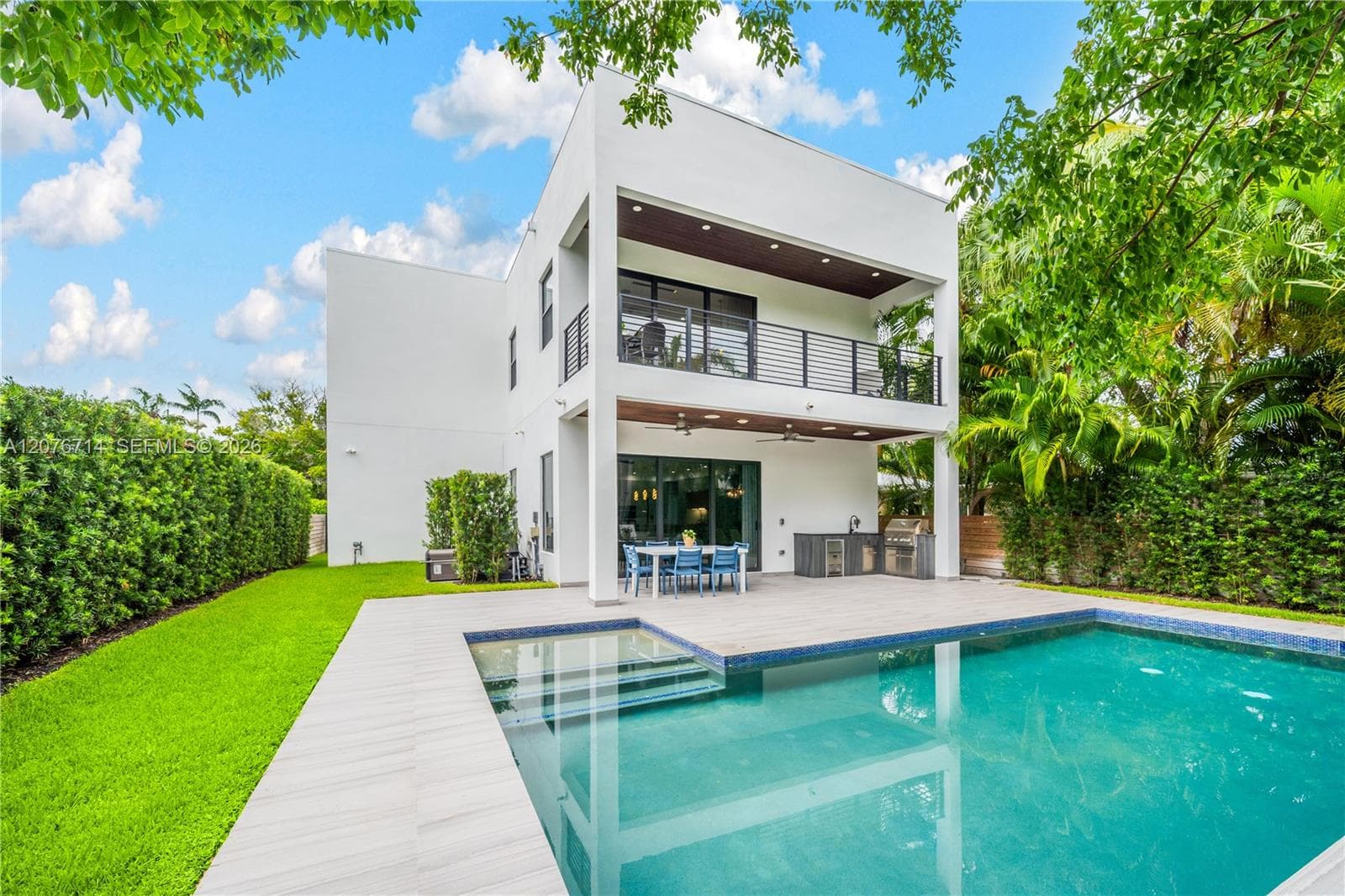 1629 NE 4th Pl, Fort Lauderdale, FL 33301 photo 3