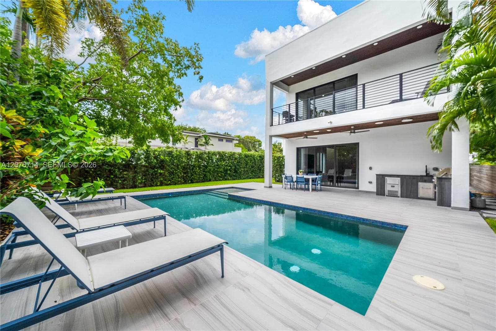 1629 NE 4th Pl, Fort Lauderdale, FL 33301 photo 5