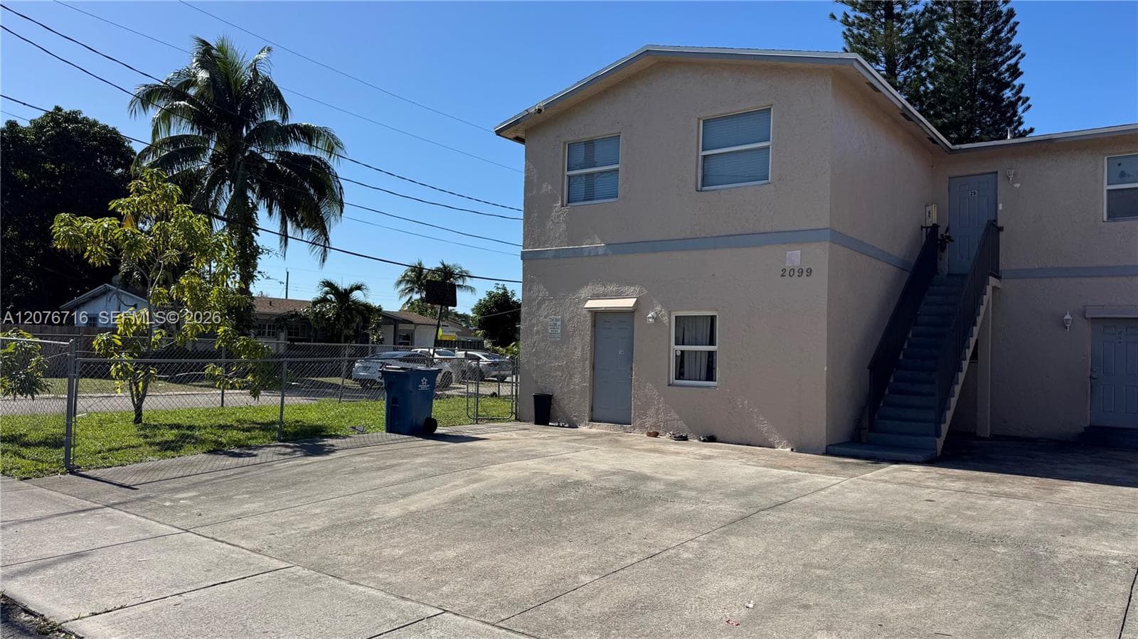 2099 NW 26th Ave, Fort Lauderdale, FL 33311 photo 2