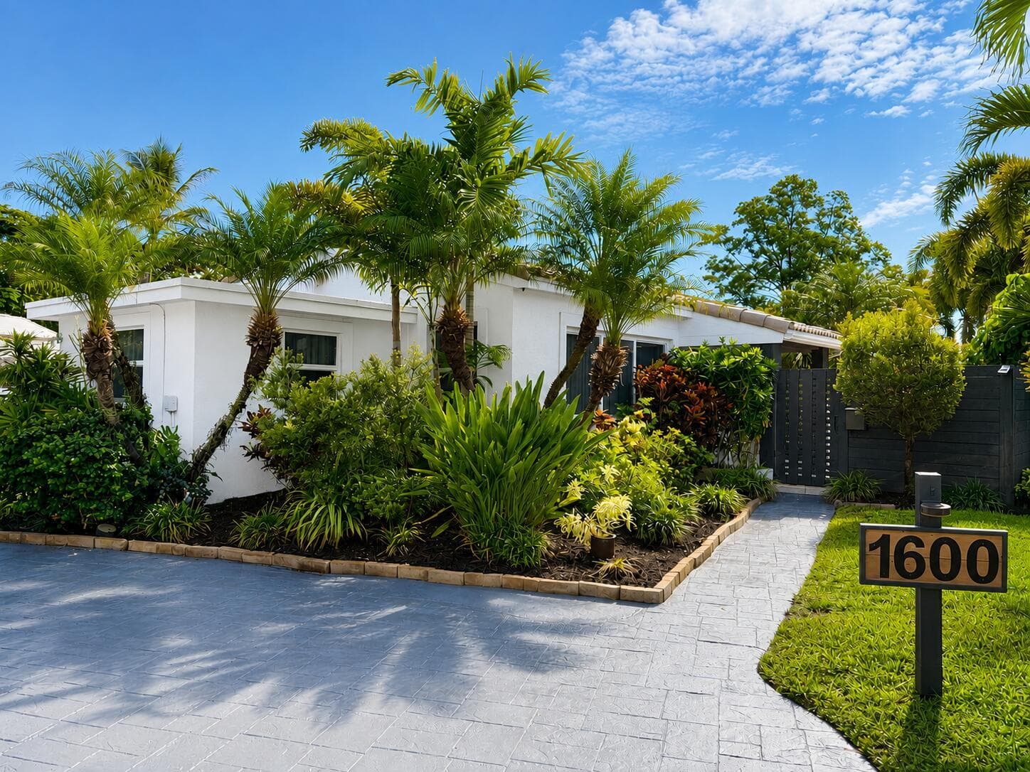 1600 NW 4TH Avenue, Fort Lauderdale, FL 33311 photo 2