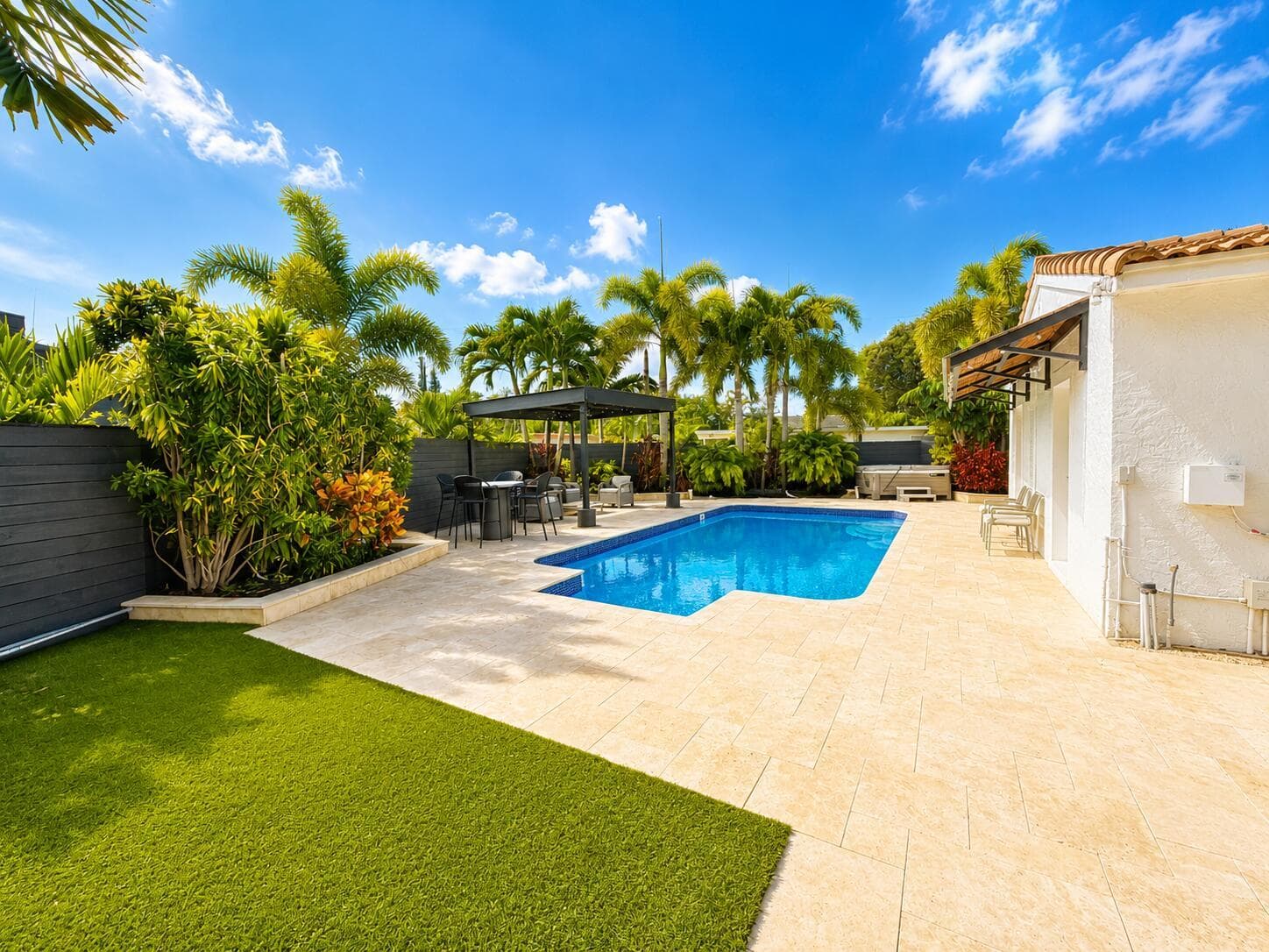 1600 NW 4TH Avenue, Fort Lauderdale, FL 33311
