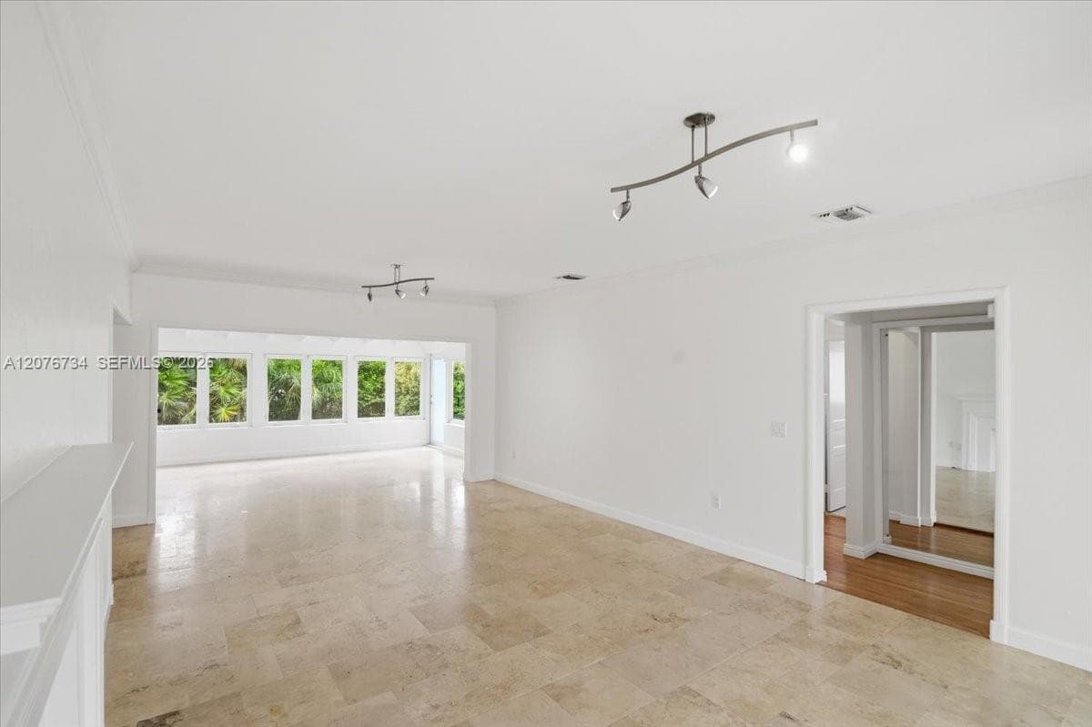 8975 Froude Ave, Surfside, FL 33154 photo 4