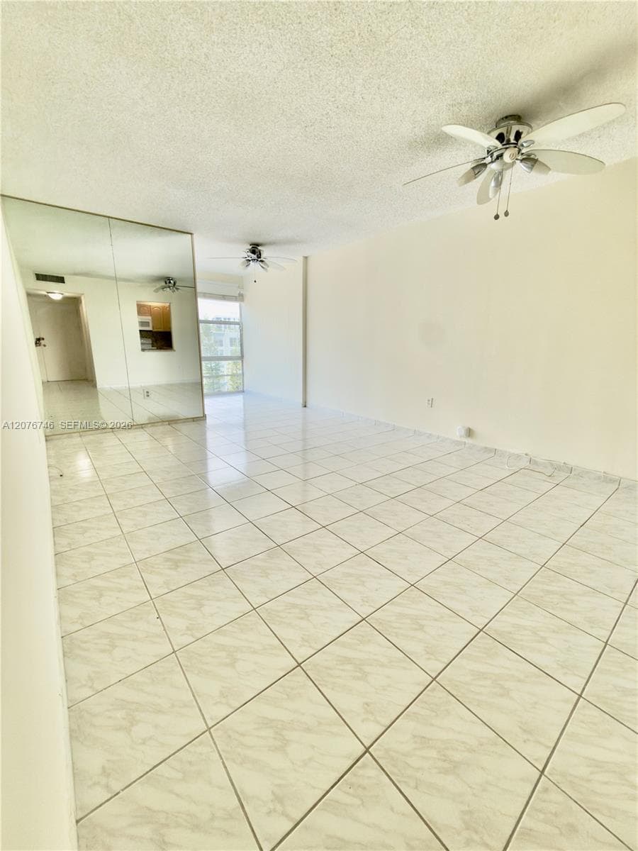 17560 Atlantic Blvd # 503, Sunny Isles Beach, FL 33160 photo 2
