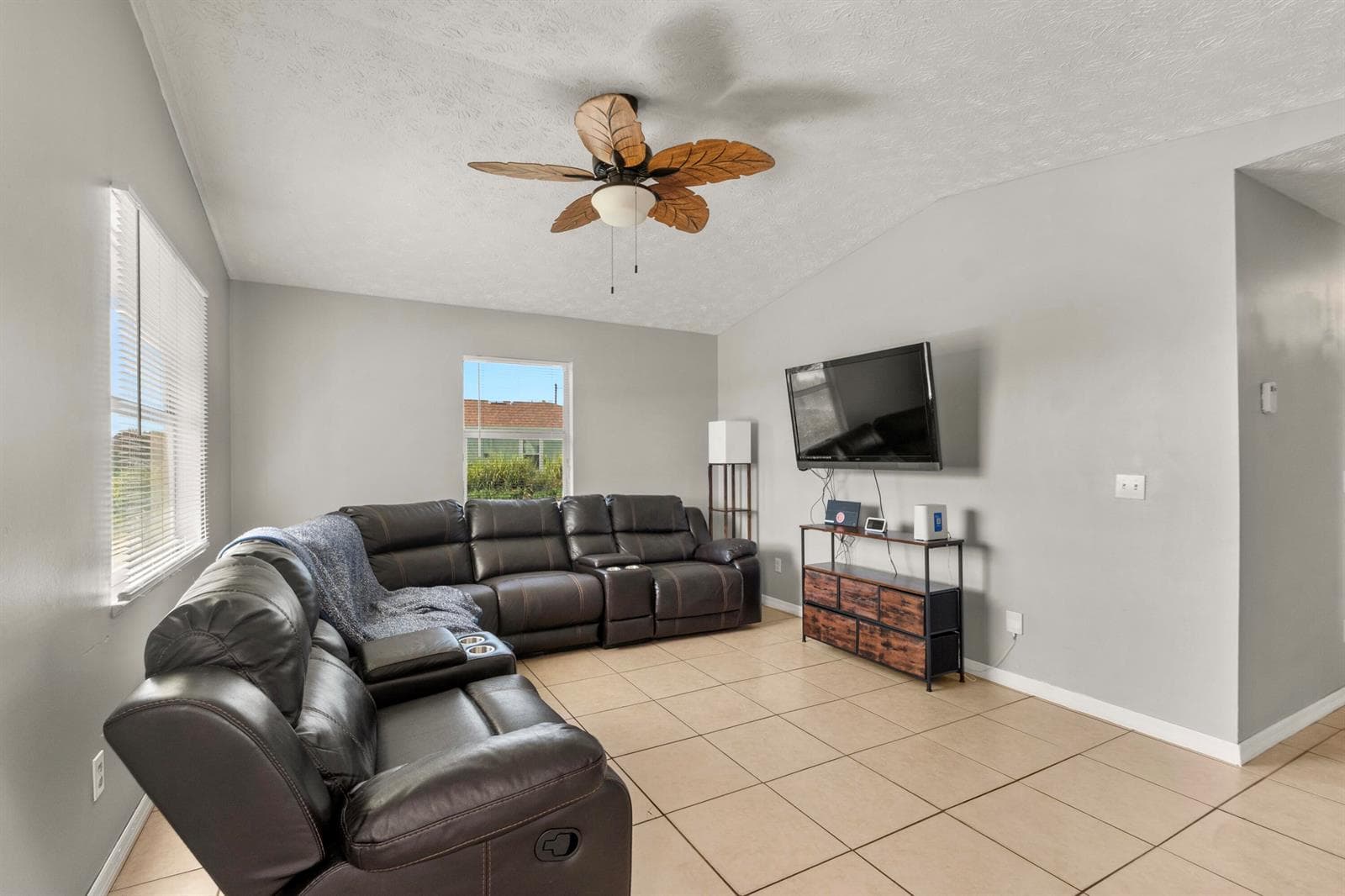 1175 12th Court SW, Vero Beach, FL 32962 photo 5