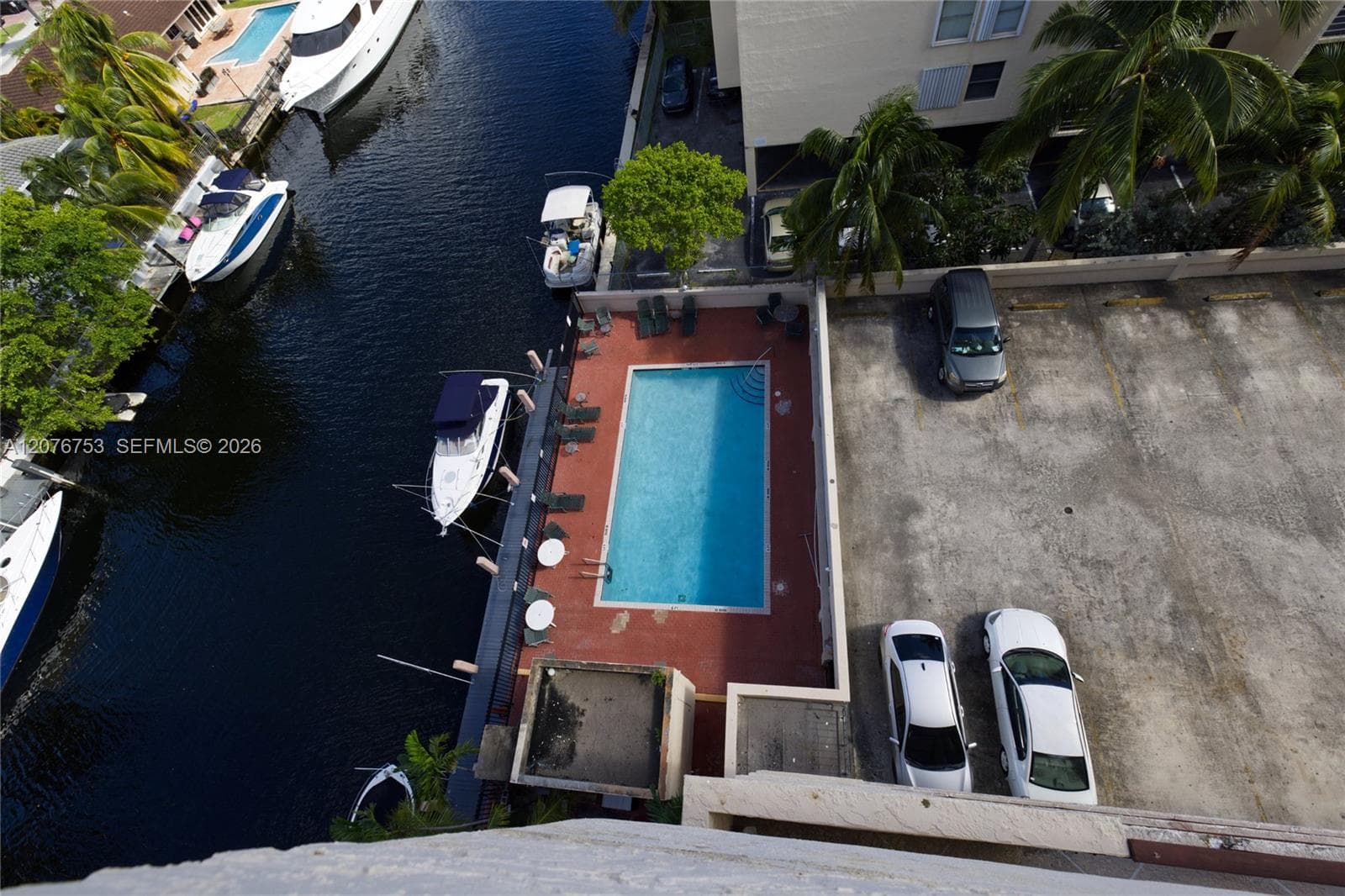 2903 N Miami Beach Blvd # 806, North Miami Beach, FL 33160 photo 3