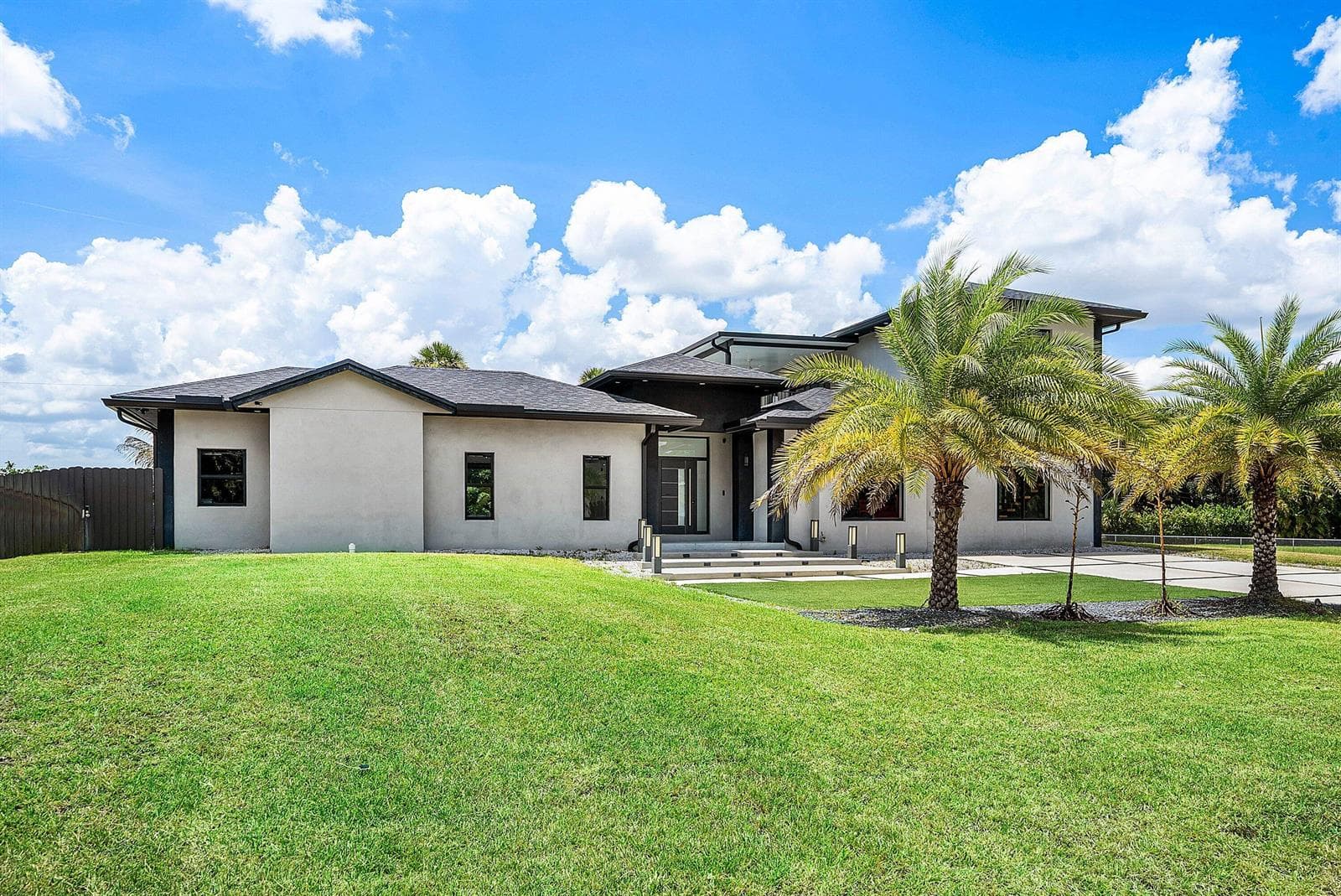 641 Marshall Road, West Palm Beach, FL 33413 photo 3